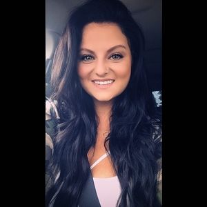 Meet your Posher, Jessiee